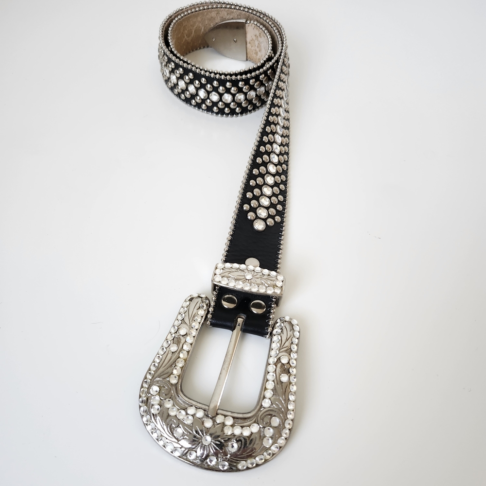 LEAVING POSH FINAL CLEARANCE B.B. Simon Black and Silver Crystal Studded Belt - Picture 1 of 14